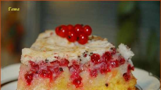 Torta sveva con ribes rosso in un multicooker Panasonic SR-TMH18