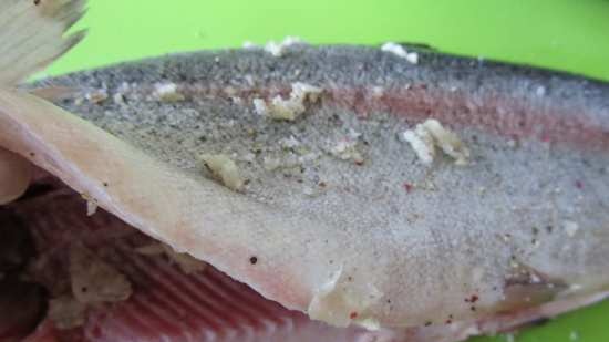 Trout baked in the oven with vegetables