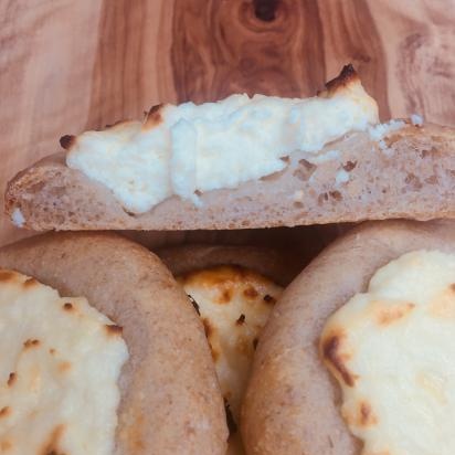 Dough patties with oatmeal and rye flour