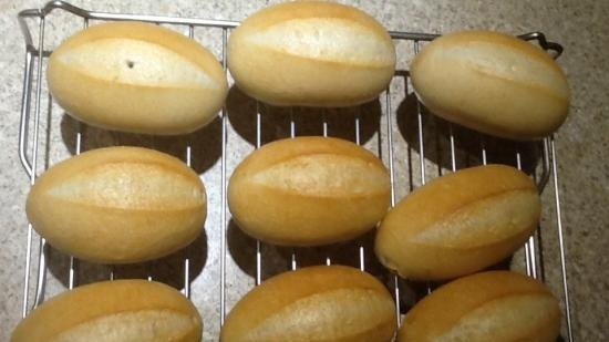 Pane di grano su pasta matura (autolievitazione)