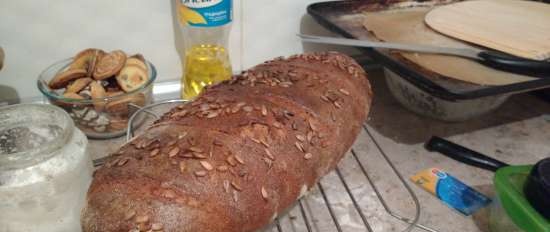 Everlasting hop leaven and bread made from it