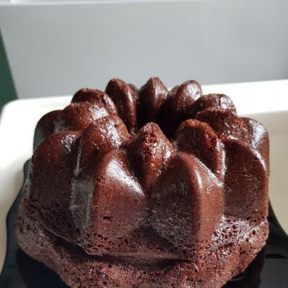 Torta di panna acida al cioccolato