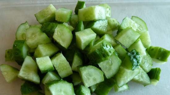 Pipino at keso salad