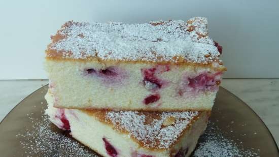 Casseruola di cagliata con frutti di bosco