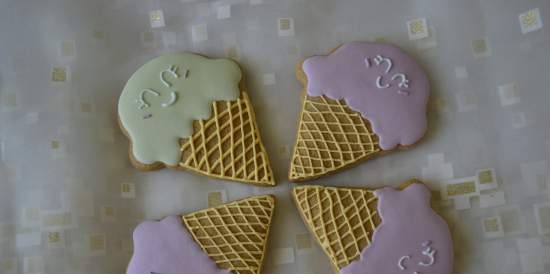 Decoramos galletas de jengibre, galletas