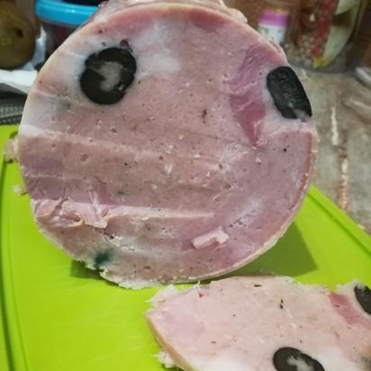 Homemade ham (collection of recipes for a ham maker)