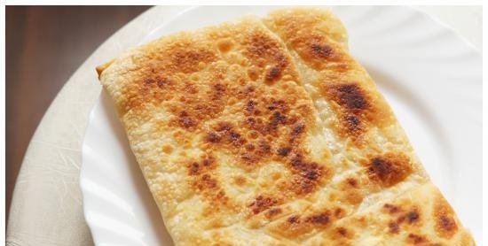 Gozleme con formaggio