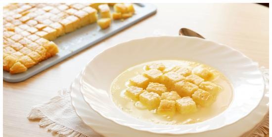 Αυτοκρατορική σούπα (Zuppa imperiale)