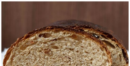 Pane d'avena con cannella e uvetta secondo la ricetta del libro Pane. Tecnologia e formulazioni di J. Hamelman