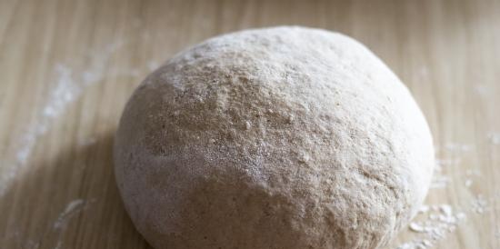 Pane con il 40% di farina di segale e semi di cumino a lievitazione naturale (J. Hamelman)