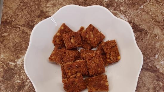 Galletas con manzanas, dátiles y nueces