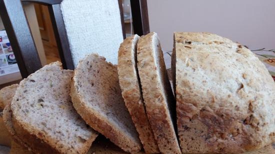 Pane integrale alle noci (Macchina per il pane)