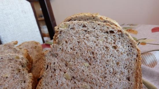 Pane integrale alle noci (Macchina per il pane)