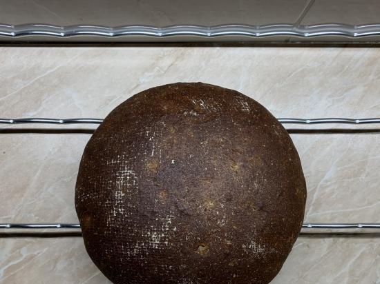 Pane di segale e grano con cipolle (basato sulla ricetta New York Deli Rye di P. Reinhart)