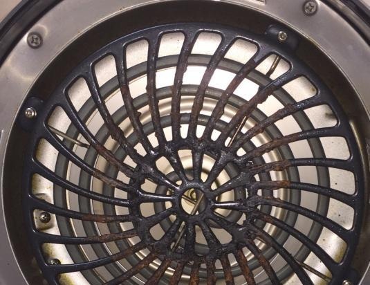 How do I clean my Ninja's grate?