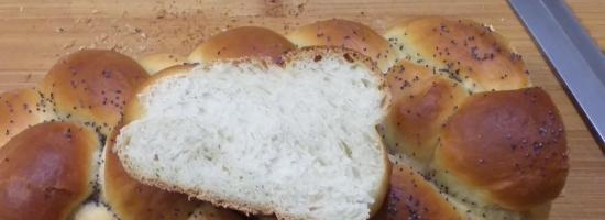 Tang-jong milk bread