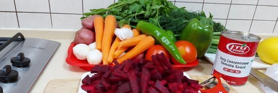 Borscht với sườn bò không một giọt dầu và không chiên trong vạc gang (+ video)