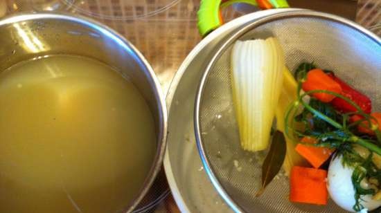 Sopa fría con mejillones