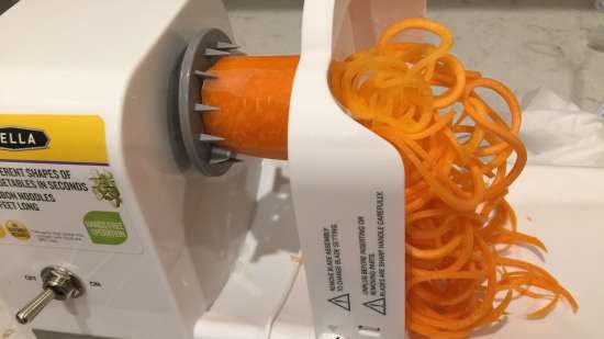 Spiral chopper (slicer, spiralizer) for cutting vegetables and fruits