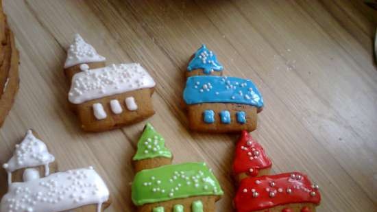 We decorate gingerbread cookies, cookies