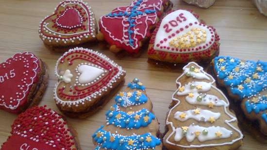 We decorate gingerbread cookies, cookies