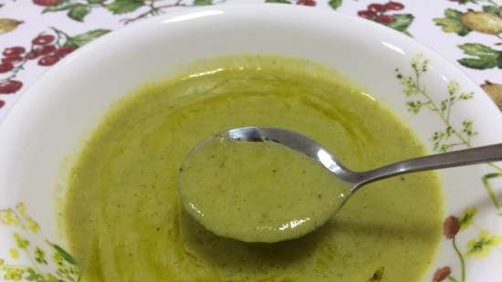 Soup-mashed green peas and broccoli in Zauber ECO-580