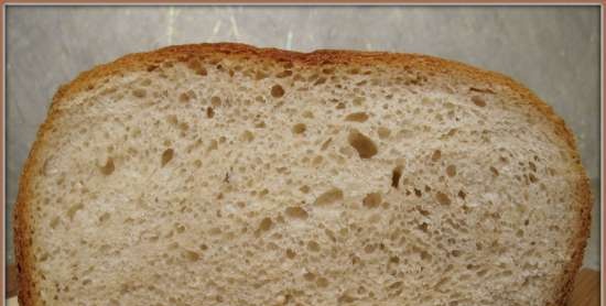 Pane di grano con semi di sesamo e mela nella macchina per il pane Scarlett-400