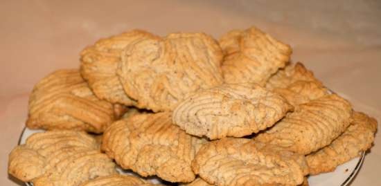 Cookies Worms with whole grain flour and walnuts (through a meat grinder)