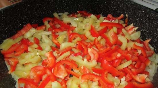 Stewed vegetables in egg filling