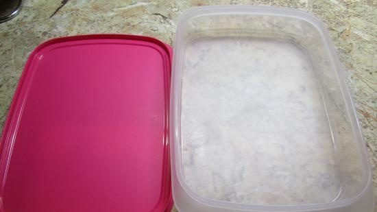 Plastic dishes Tupperware - reviews