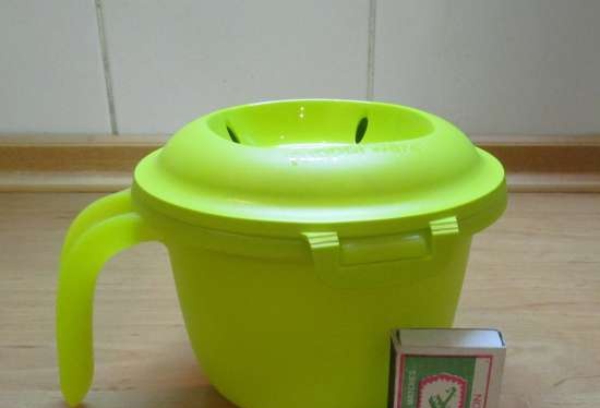 Tupperware จานพลาสติก - บทวิจารณ์