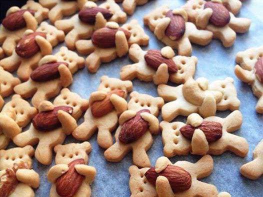 Decoramos galletas de jengibre, galletas