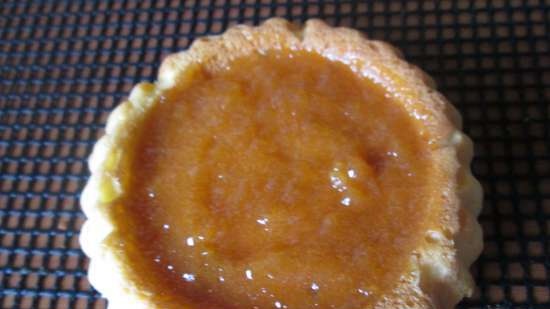 Pie Ladies' whim with apricot confiture (Damenkaprizen)