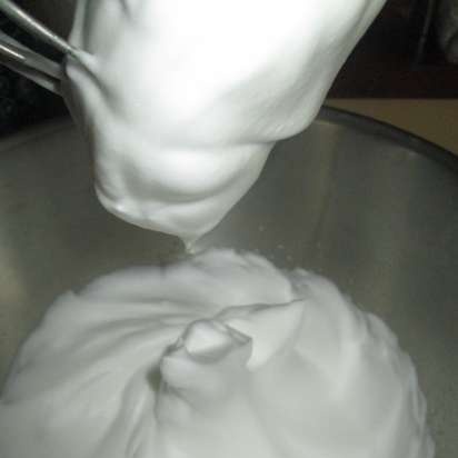 Protein powder meringue