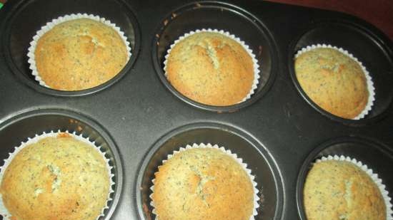 Poppy cupcakes (na may opsyonal na orange na lasa)