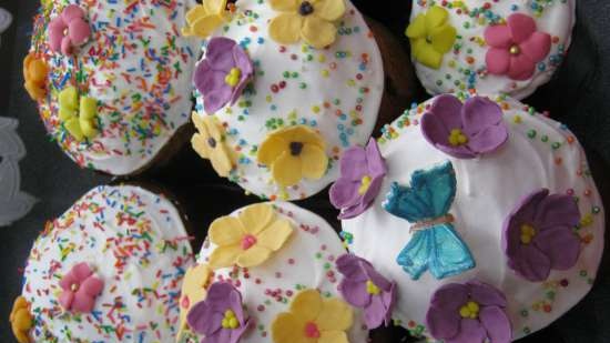 Easter cake on yolks (kneading dough in a bread maker)