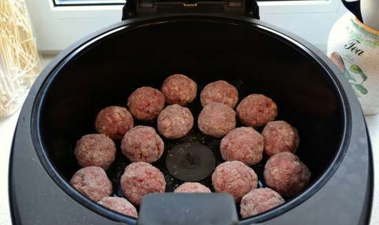 Mga meatball na may BBQ Sauce (Multicuisine DeLonghi)