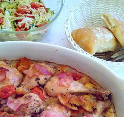 Oven baked chicken with ciabatta and tomatoes