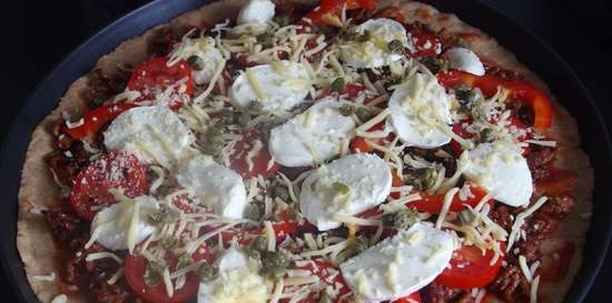 Pizza Brutal op rogge-tarwedeeg