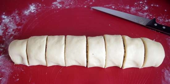 Cinabri di mele con Streusel e glassa al caffè