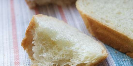 Wheat loaf with semolina