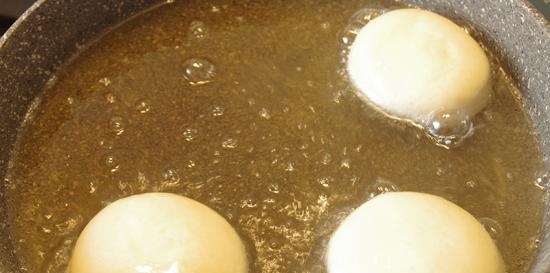 Bomboloni - Ciambelle italiane con crema