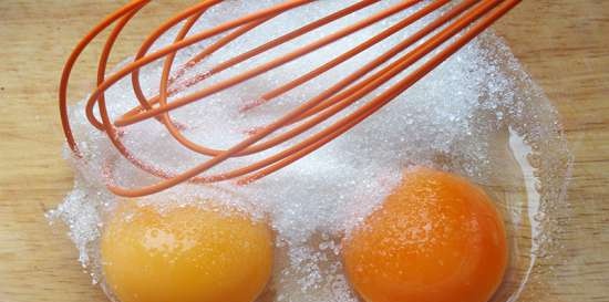 Pane con yogurt e crema pasticcera