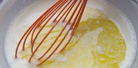 Frittelle con crema pasticcera e pera caramellata