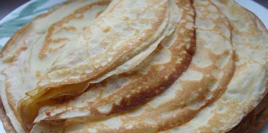 Pancakes with custard and caramelized pear