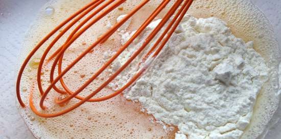 Frittelle con crema pasticcera e pera caramellata