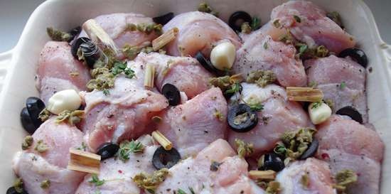 Chicken stewed with olives and capers