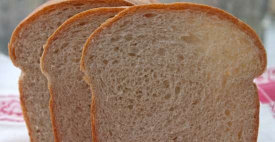 Soft toast bread with oatmeal and whole grain flour