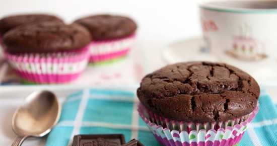 Muffin alla crema pasticcera al cioccolato