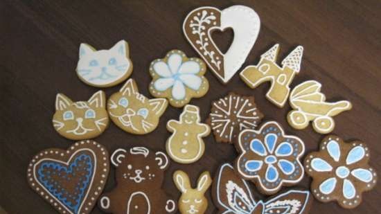 We decorate gingerbread cookies, cookies